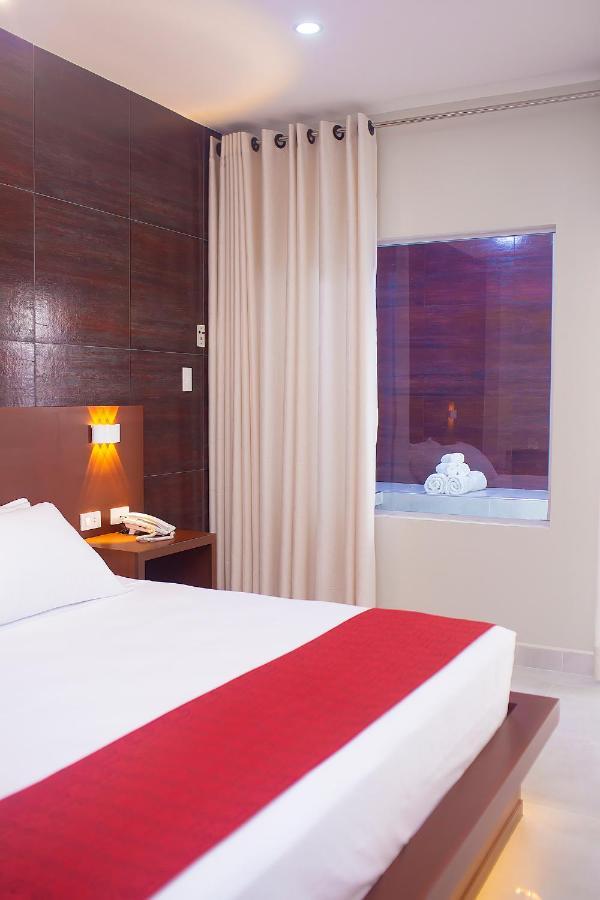 Hotel Osho Santa Cruz de La Sierra Exterior photo
